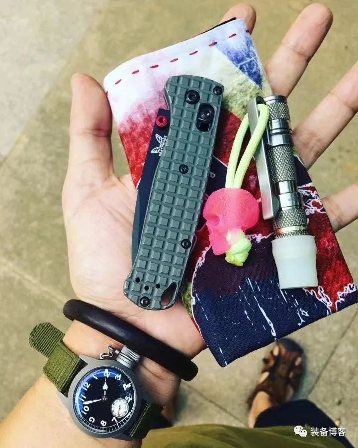 最适合edc的经典折刀:benchmade 535 最适合edc的经典折刀:benchmade 535