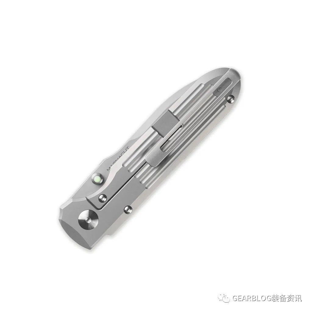 PDW改进Invictus握柄，搭配MagnaCut刀片