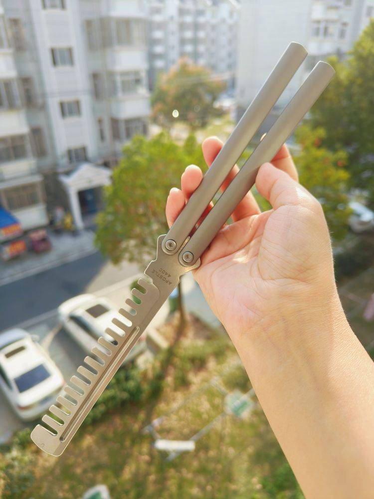 【特惠】Maxace Knives 使徒 M390刃 一体钛柄 蝴蝶甩刀  MCAP04  1880 特惠1500