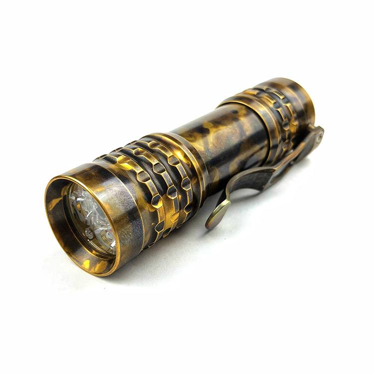 CWF Flashlight 高端定制EDC手电黄铜材质 DLC镀层