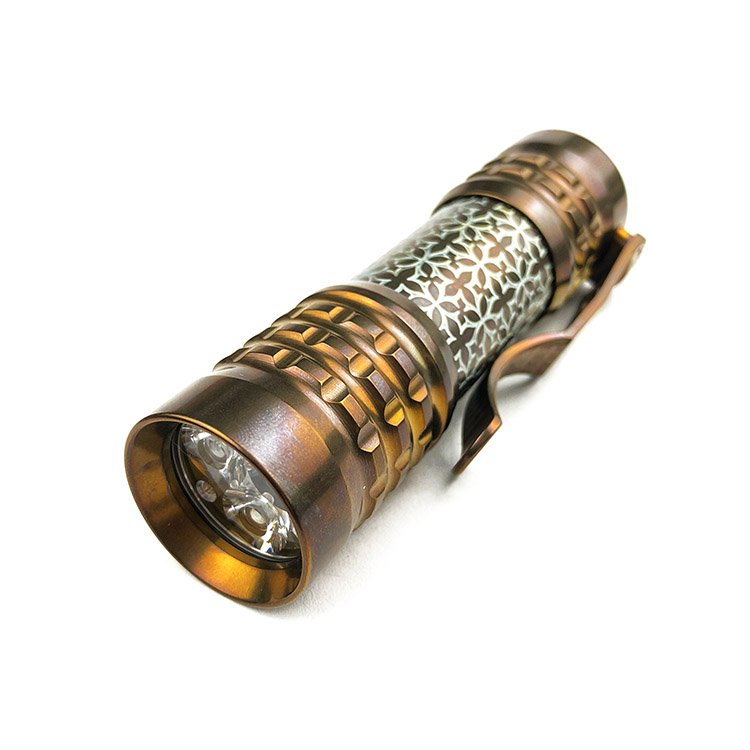 CWF Flashlight 高端定制钛合金EDC手电 棕色