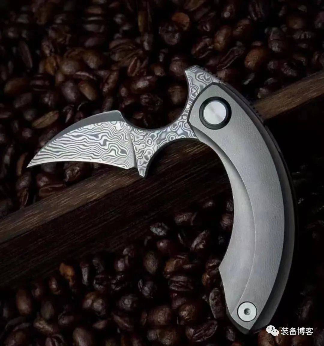 Bestech-2103 Strelit小蝙蝠折刀手刺——两个愿望一次满足