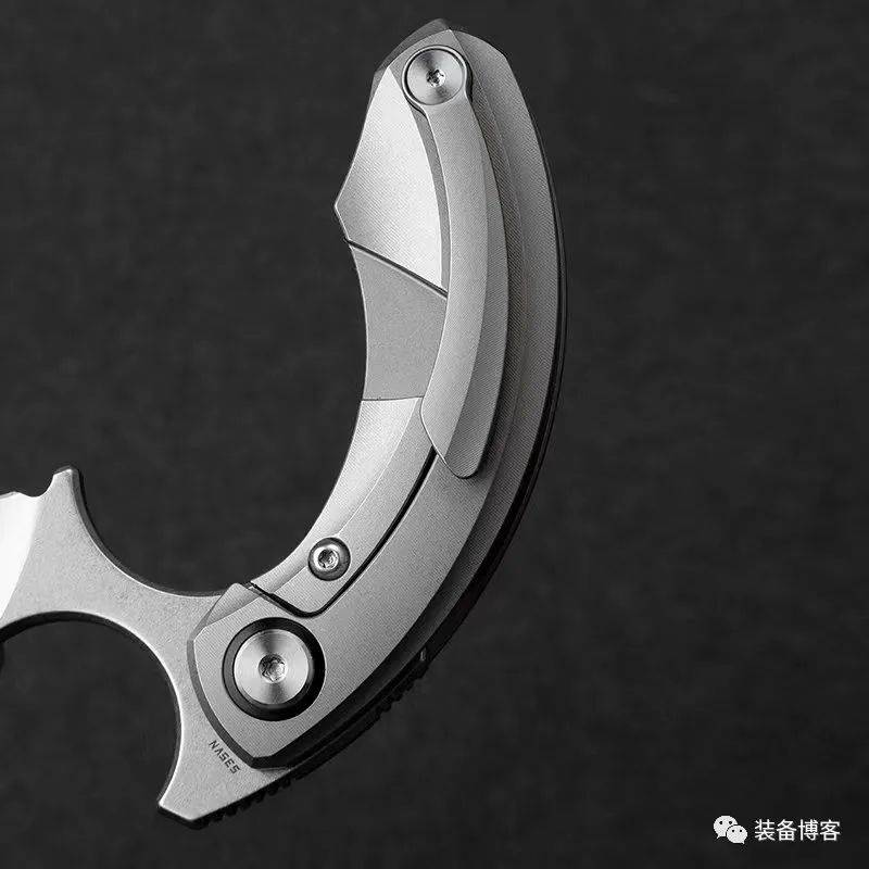 Bestech-2103 Strelit小蝙蝠折刀手刺——两个愿望一次满足