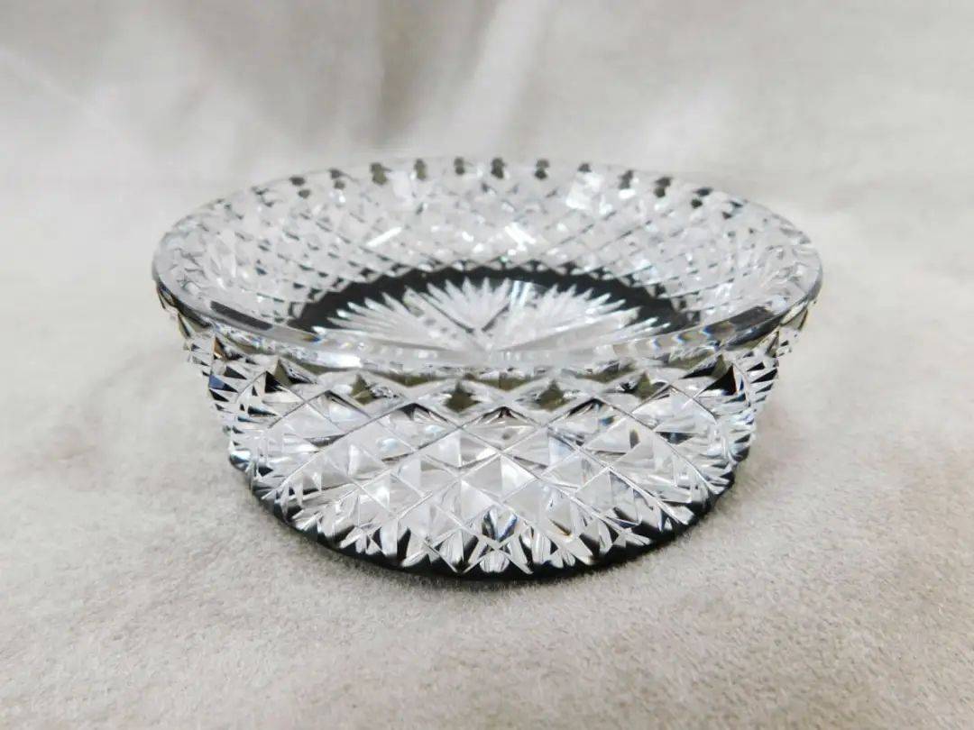 深度日本：江户切子，玻璃上的光影狂欢