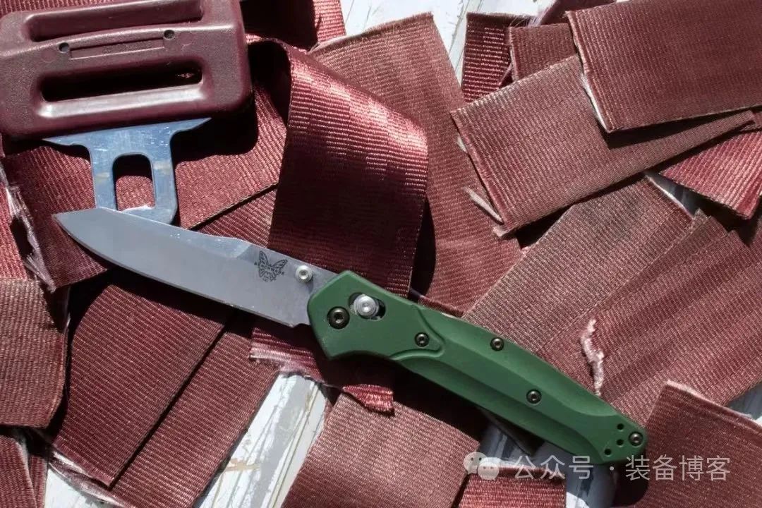 已故设计师奥斯本的经典之作:benchmade-940 已故设计师奥斯本的经典之作:benchmade-940