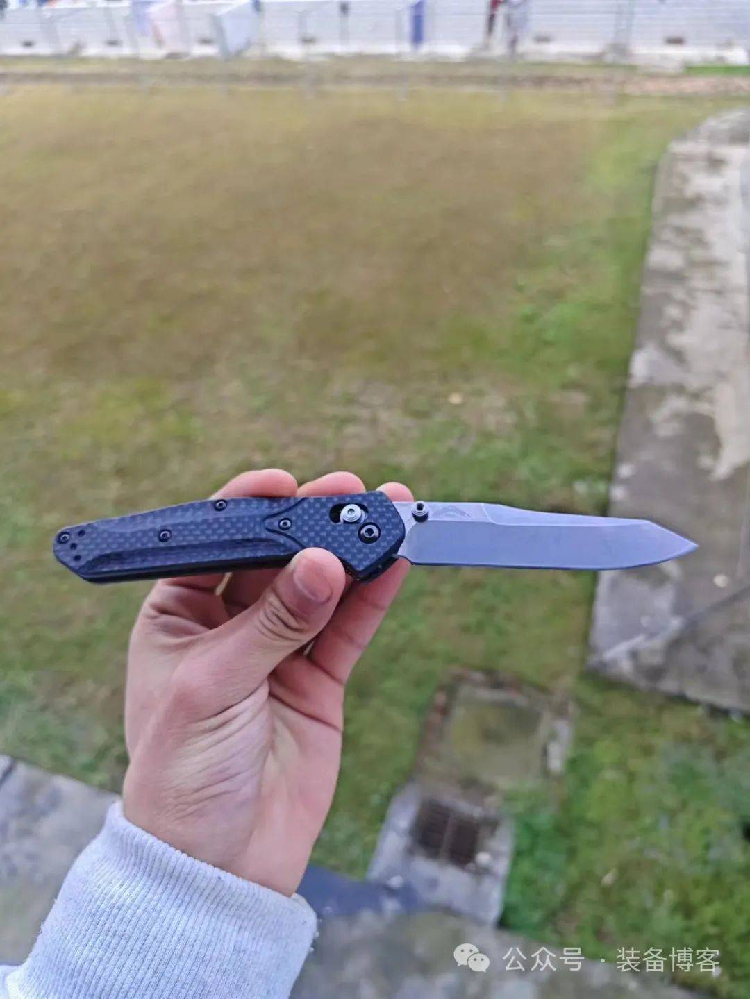 已故设计师奥斯本的经典之作:benchmade-940 已故设计师奥斯本的经典之作:benchmade-940