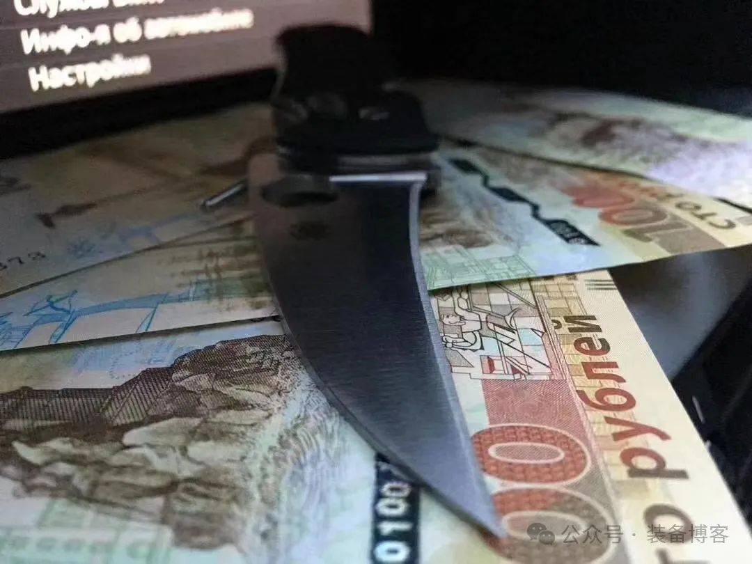 Spyderco P'Kal C103GP 折刀：丑到极致便是帅？