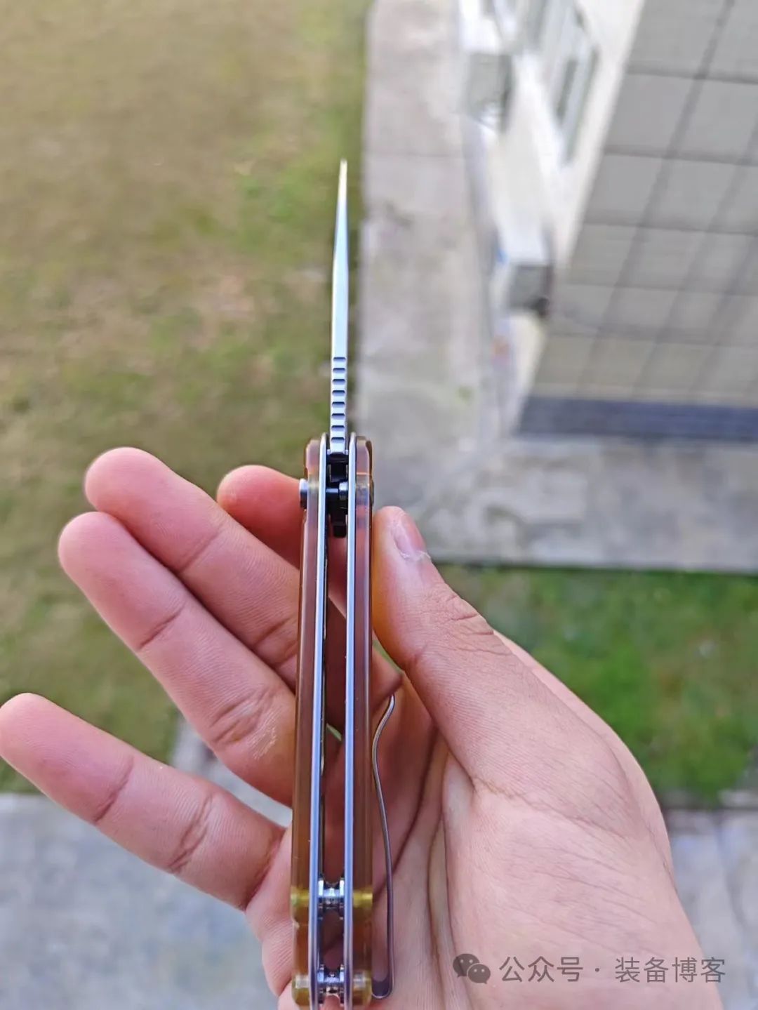 CIVIVI C18062P-7:如琥珀般晶莹剔透 CIVIVI C18062P-7:如琥珀般晶莹剔透