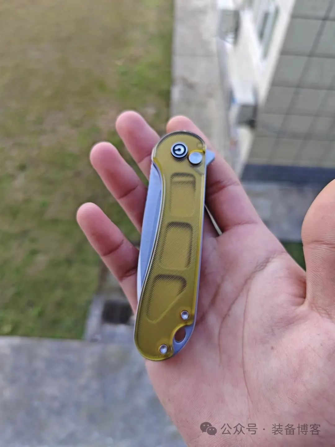 CIVIVI C18062P-7:如琥珀般晶莹剔透 CIVIVI C18062P-7:如琥珀般晶莹剔透