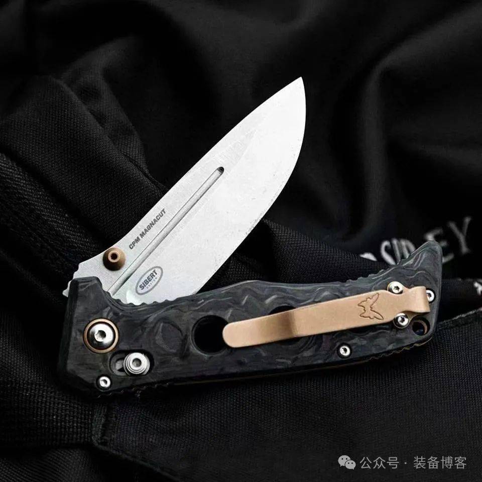 蝴蝶最新款Adamas系列273-03:高配小坦克,谁有谁快乐 蝴蝶最新款Adamas系列273-03:高配小坦克,谁有谁快乐