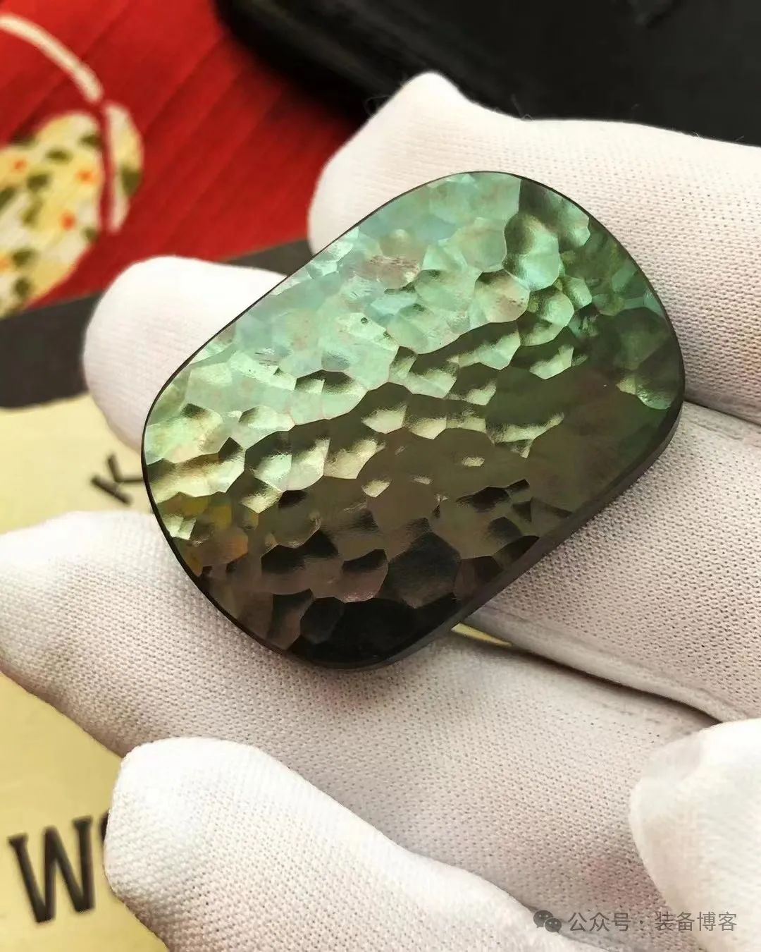 Krein Knives 狗头忘忧石：一款没什么用但很好看的小玩意