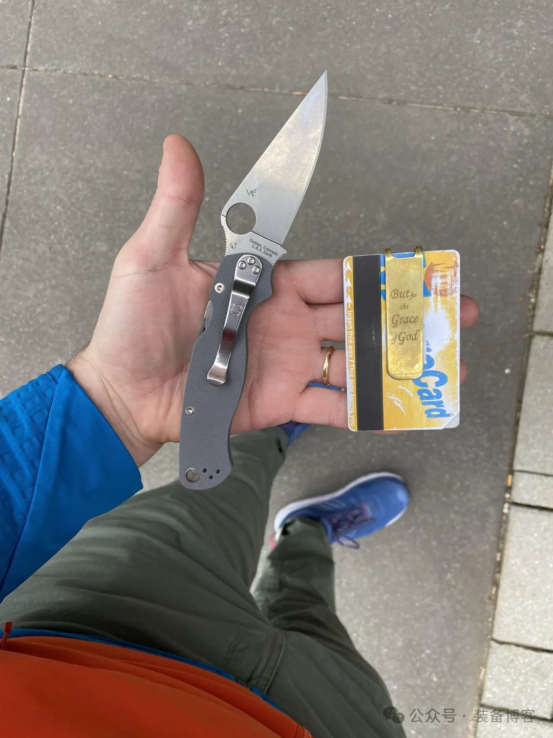 Spyderco Paramilitary 2：畅销十几年的EDC折刀首选