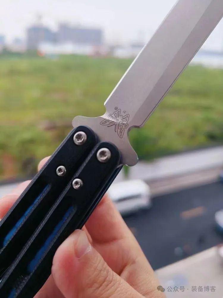 Benchmade 51详细测评:经典蝴蝶刀,青出于蓝胜于蓝 - 装备博客 Benchmade 51详细测评:经典蝴蝶刀,青出于蓝胜于蓝 - 装备博客