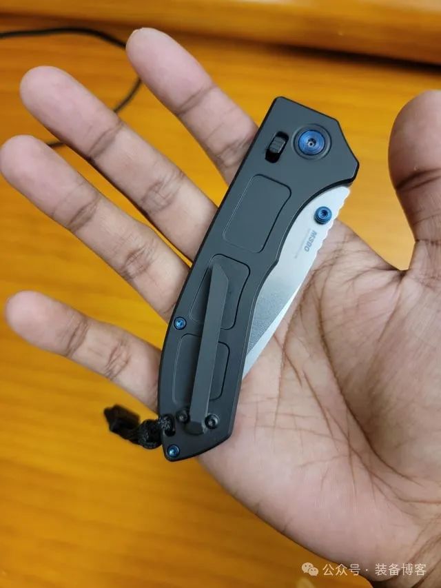 Benchmade 748 Narrows 蝴蝶品牌中最薄的钛合金手柄折刀，属于你的高端EDC工具 - 装备博客