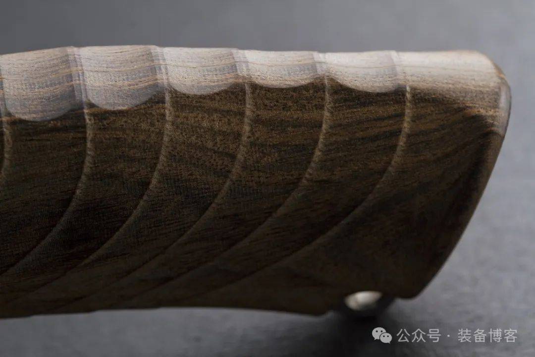 花田洋根:收藏家们必备的极致直刀 - 装备博客 花田洋根:收藏家们必备的极致直刀 - 装备博客