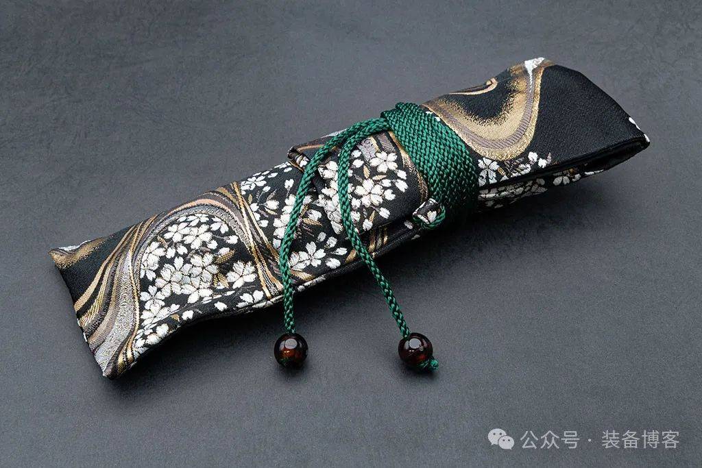 花田洋根:收藏家们必备的极致直刀 - 装备博客 花田洋根:收藏家们必备的极致直刀 - 装备博客