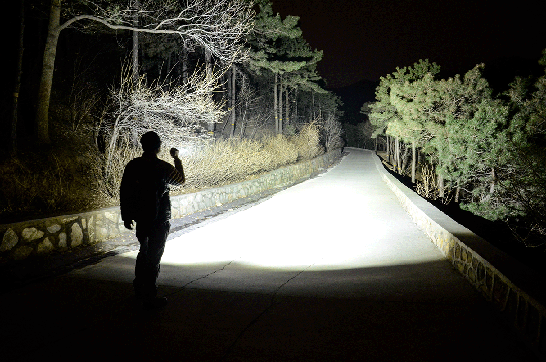 新品测评 | 夜战先锋!一万流明专业战术搜索手电TA31 - 装备博客 新品测评 | 夜战先锋!一万流明专业战术搜索手电TA31 - 装备博客