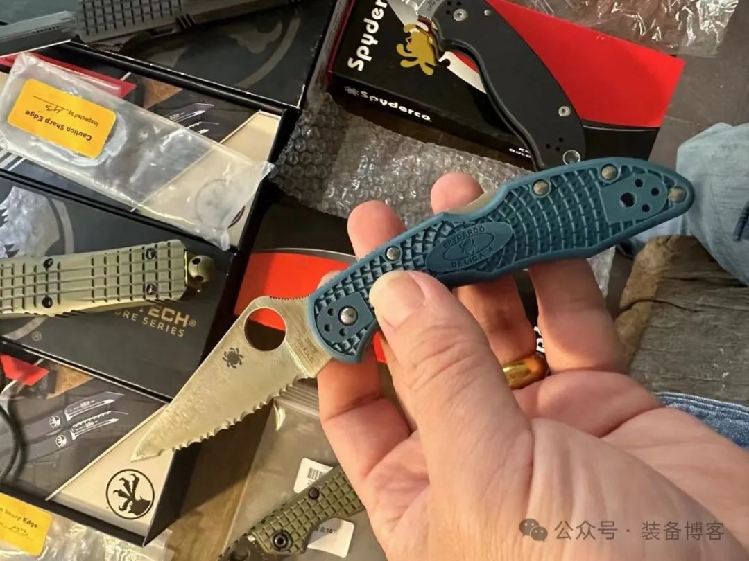 如果只能留下一把刀的话,我会选择Spyderco C11 - 装备博客 如果只能留下一把刀的话,我会选择Spyderco C11 - 装备博客