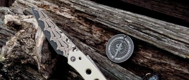 低预算便可以获得天才设计师Snecx设计的作品，确定不来一个？