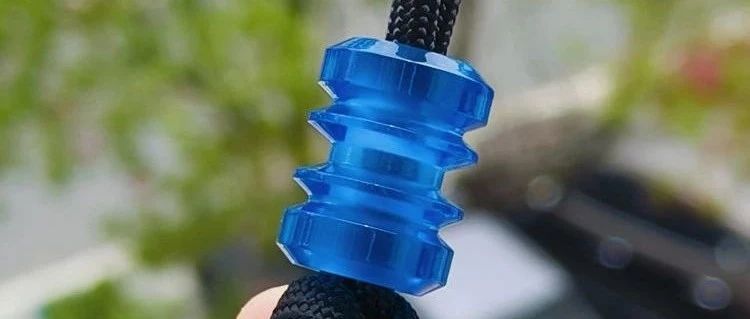 轻巧时尚，树脂刀坠——刀具的完美伴侣