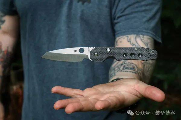 Spyderco Smock 体验来自蜘蛛公司的前置背鳍快开 - 装备博客 Spyderco Smock 体验来自蜘蛛公司的前置背鳍快开 - 装备博客