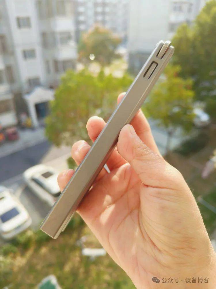 蝴蝶刀爱好者必选的品牌之一:Maxace Knives - 装备博客 蝴蝶刀爱好者必选的品牌之一:Maxace Knives - 装备博客