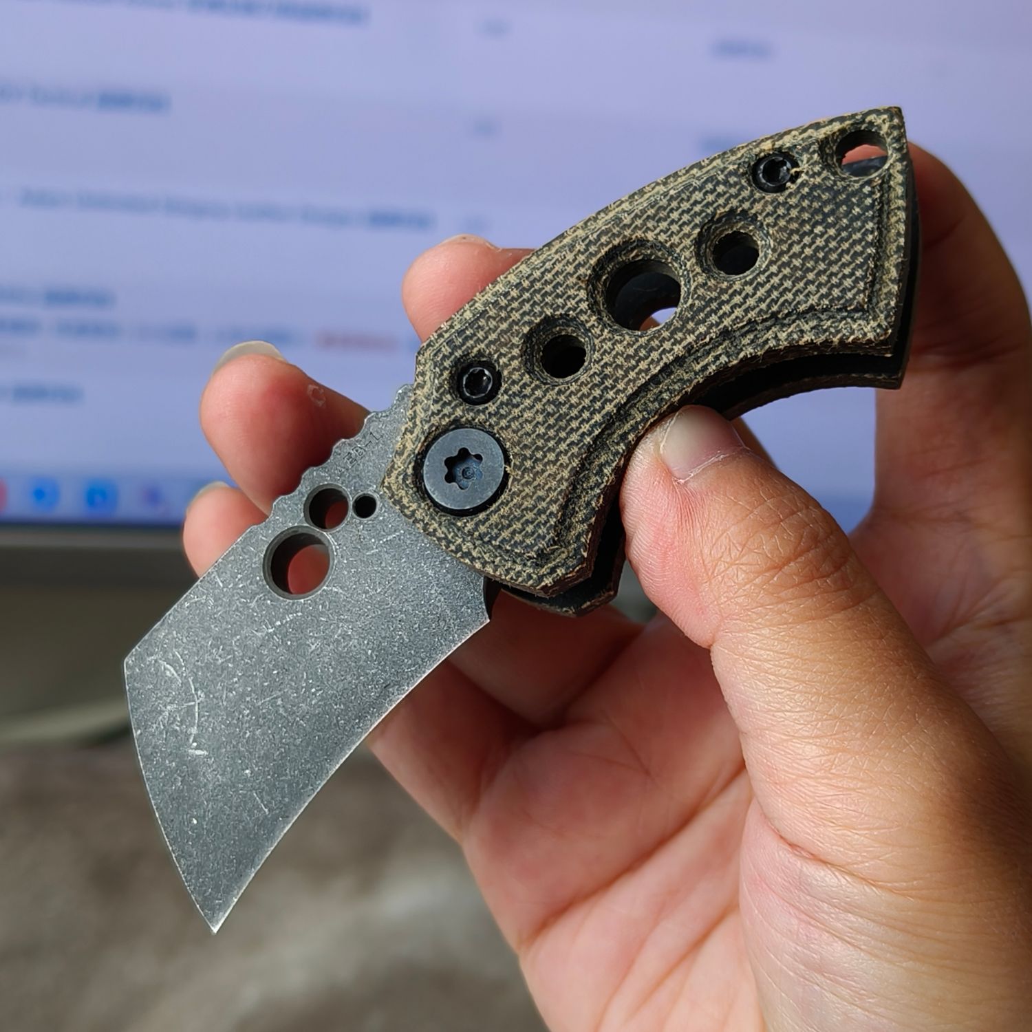 Kochtool WharHawk AEB-L钢 米卡塔柄 无锁 OD绿色 1560