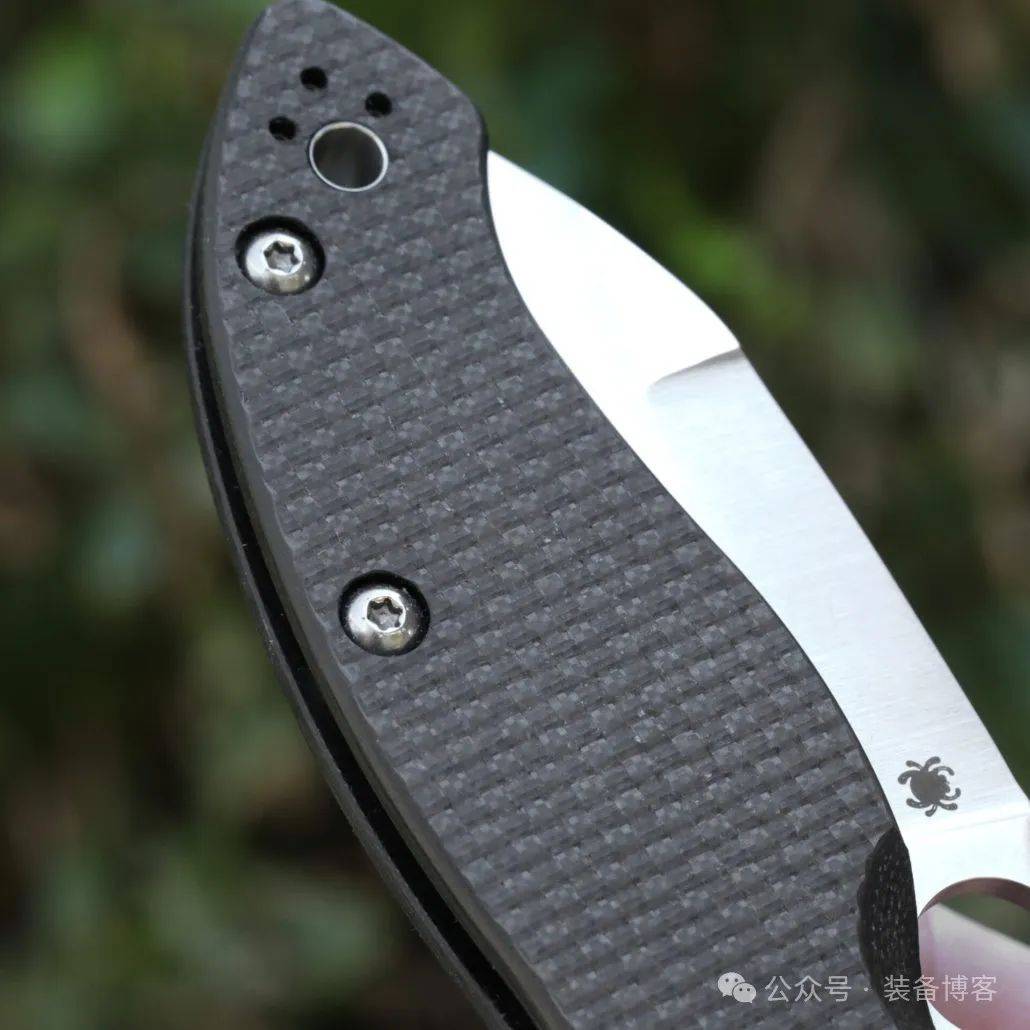Spyderco 卡尼斯：鸟喙式爱好者必入的选择之一 - 装备博客