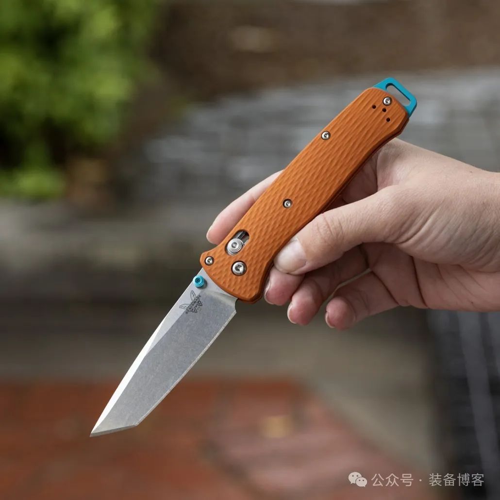 蝴蝶2023年限量版橙色 Bailout，EDC刀具也可以很战术 - 装备博客