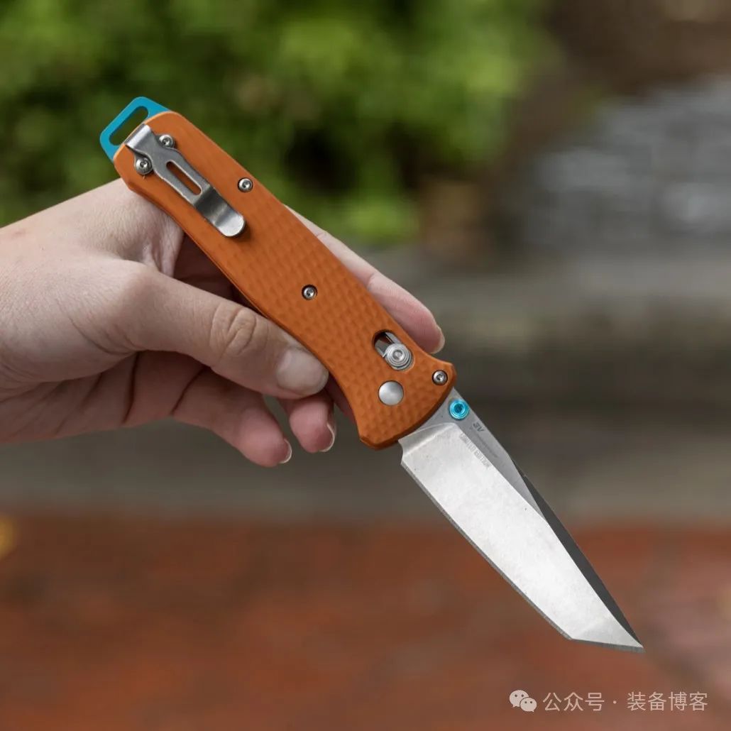 蝴蝶2023年限量版橙色 Bailout，EDC刀具也可以很战术 - 装备博客