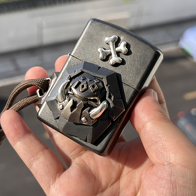 Alex Peshkov 俄罗斯亚历克斯兽人煤油打火机 订制 4200