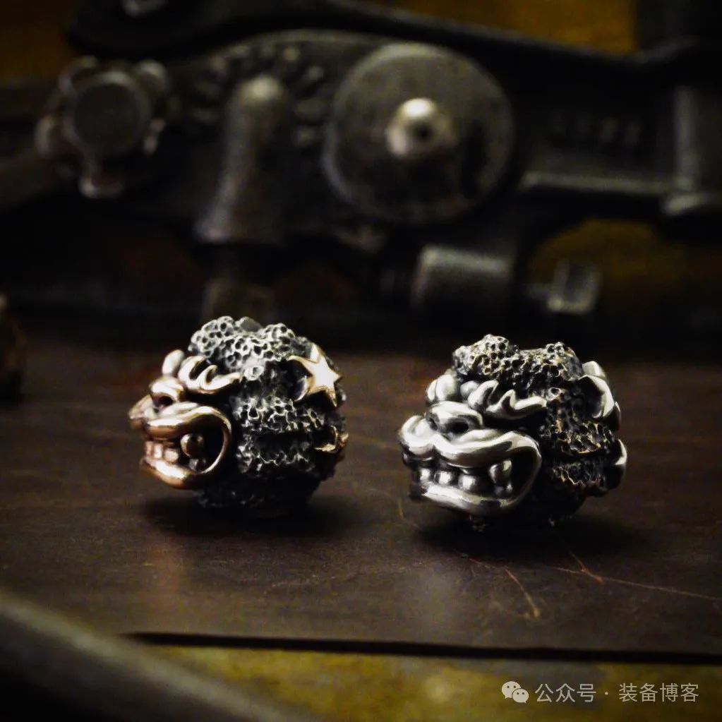 Phase Objects 俄罗斯过去式刀坠:刀具的专属配饰 - 装备博客 Phase Objects 俄罗斯过去式刀坠:刀具的专属配饰 - 装备博客