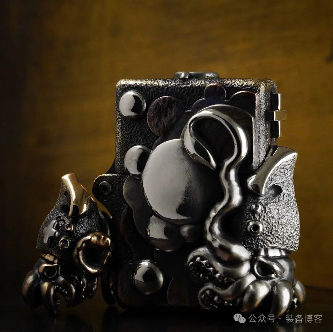 Phase Objects 俄罗斯过去式刀坠:刀具的专属配饰 - 装备博客 Phase Objects 俄罗斯过去式刀坠:刀具的专属配饰 - 装备博客