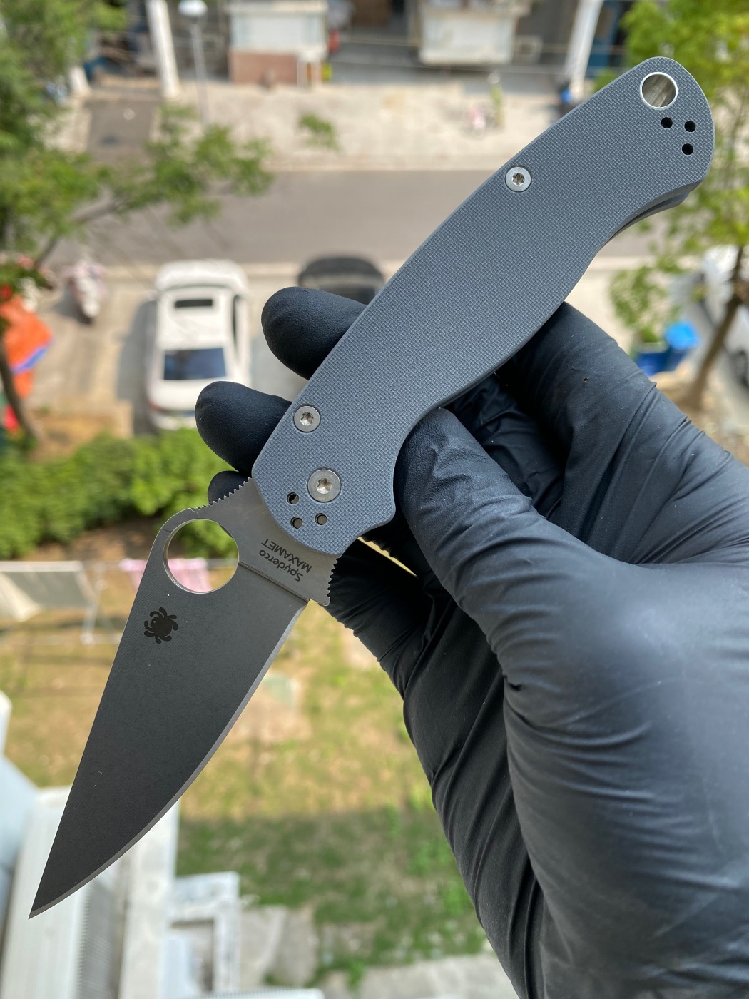 Spyderco  C81GPDGY2  Maxamet®钢   G-10手柄   深灰色  1800