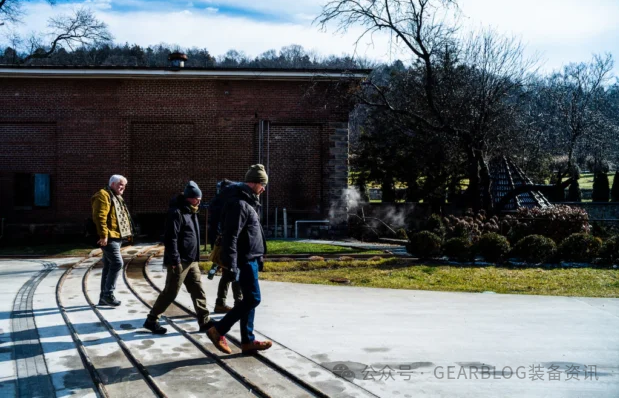 设计师 Jens Ansø 离开 GiantMouse，不再担任其产品设计师以及品牌运营人员