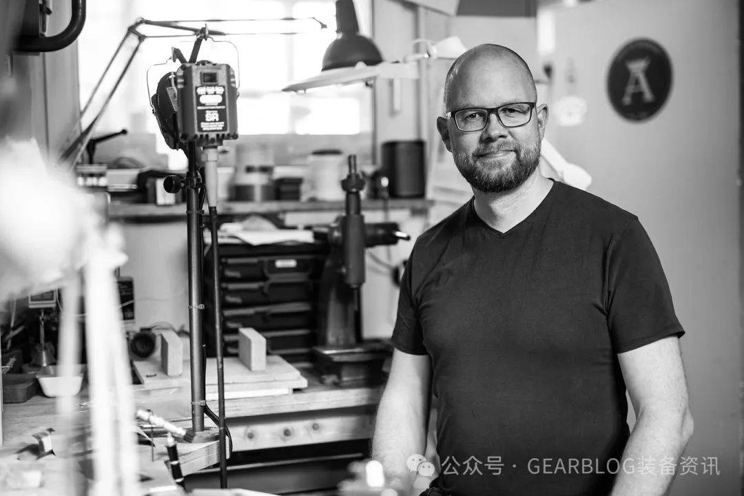 设计师 Jens Ansø 离开 GiantMouse，不再担任其产品设计师以及品牌运营人员