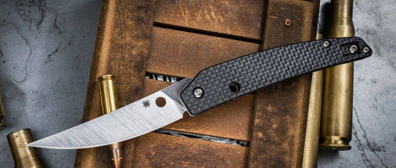 Spyderco C242 Ikuchi 测评：纤薄艺术与解压魔法的结合