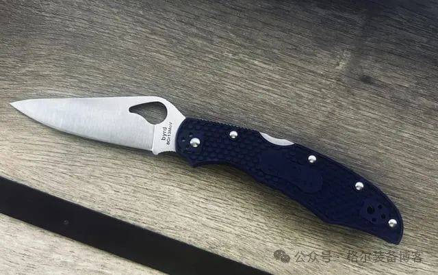 平民神钢:Spyderco Byrd——300元买到的蜘蛛基因 - 装备博客 平民神钢:Spyderco Byrd——300元买到的蜘蛛基因 - 装备博客