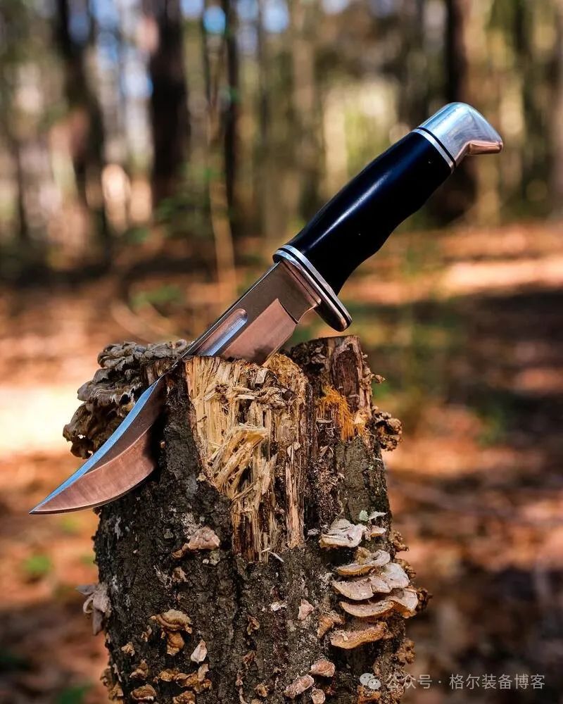 当暴雨浇灭篝火,你需要的是一把能劈开黑暗的刀,巴克119,你的专属户外伙伴 - 装备博客 当暴雨浇灭篝火,你需要的是一把能劈开黑暗的刀,巴克119,你的专属户外伙伴 - 装备博客