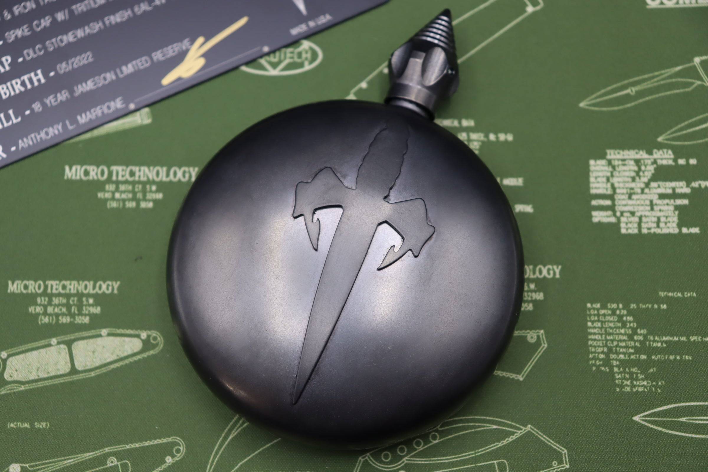 Marfione 血铁战术圆瓶 火焰钛 带氚插件的尖刺帽 11700