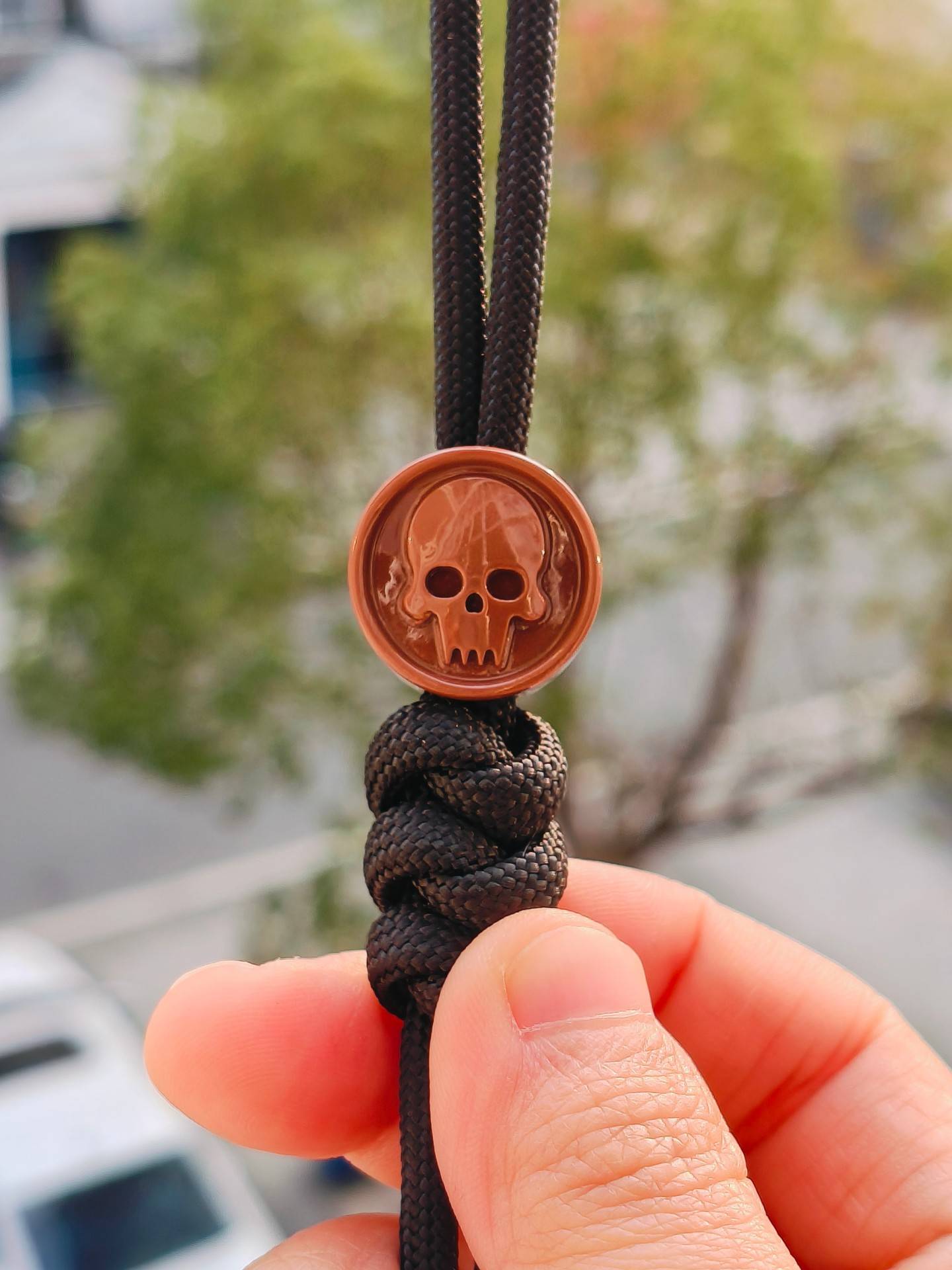 SSD工作室 白色树脂刀坠骷髅挂件 半透明绿色 35