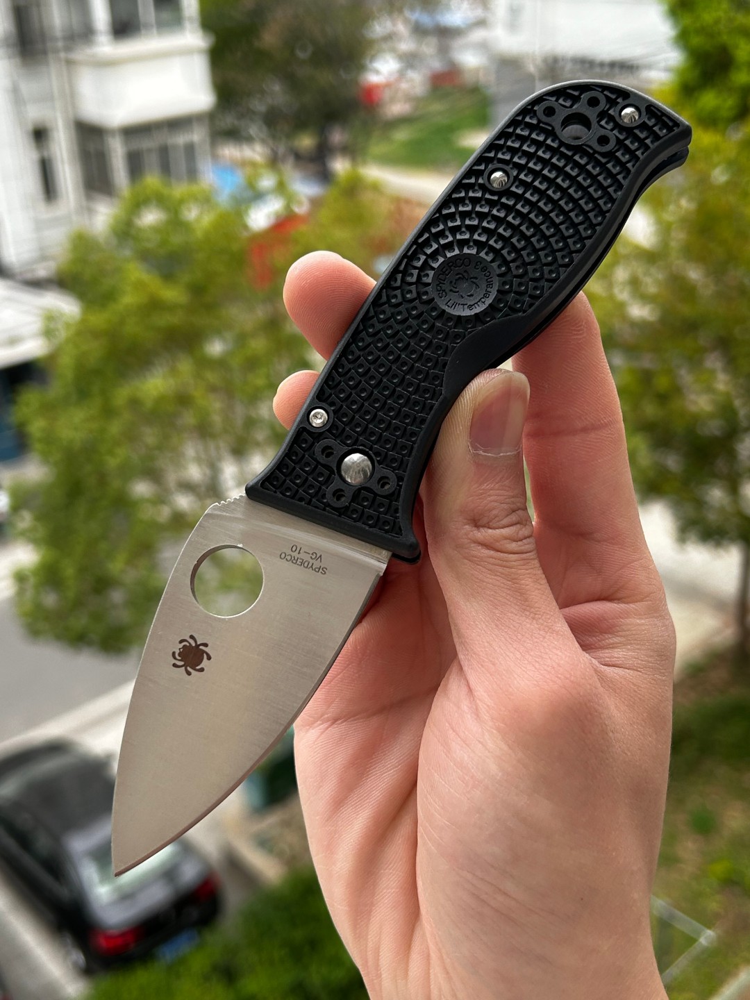 Spyderco  C69PBK3  VG-10钢   FRN尼龙手柄   黑色  1500